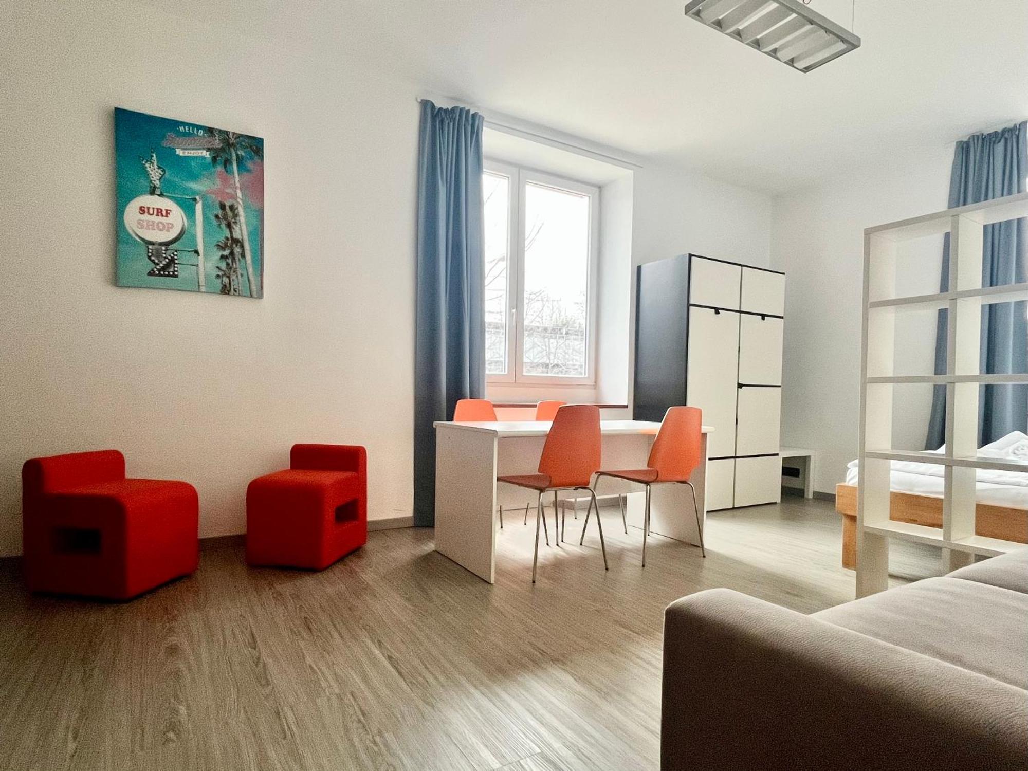 Guesthouse University By Lr - Self Check In Лугано Экстерьер фото